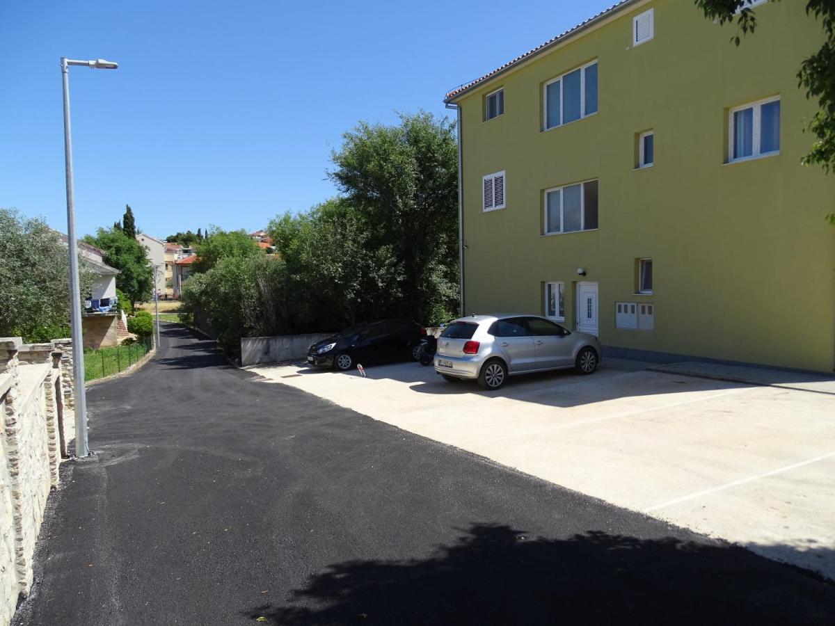 Apartments Kate Муртер Екстериор снимка