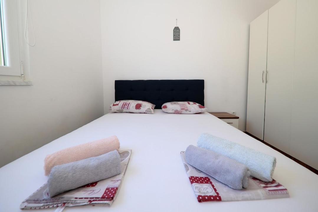 Apartments Kate Муртер Екстериор снимка