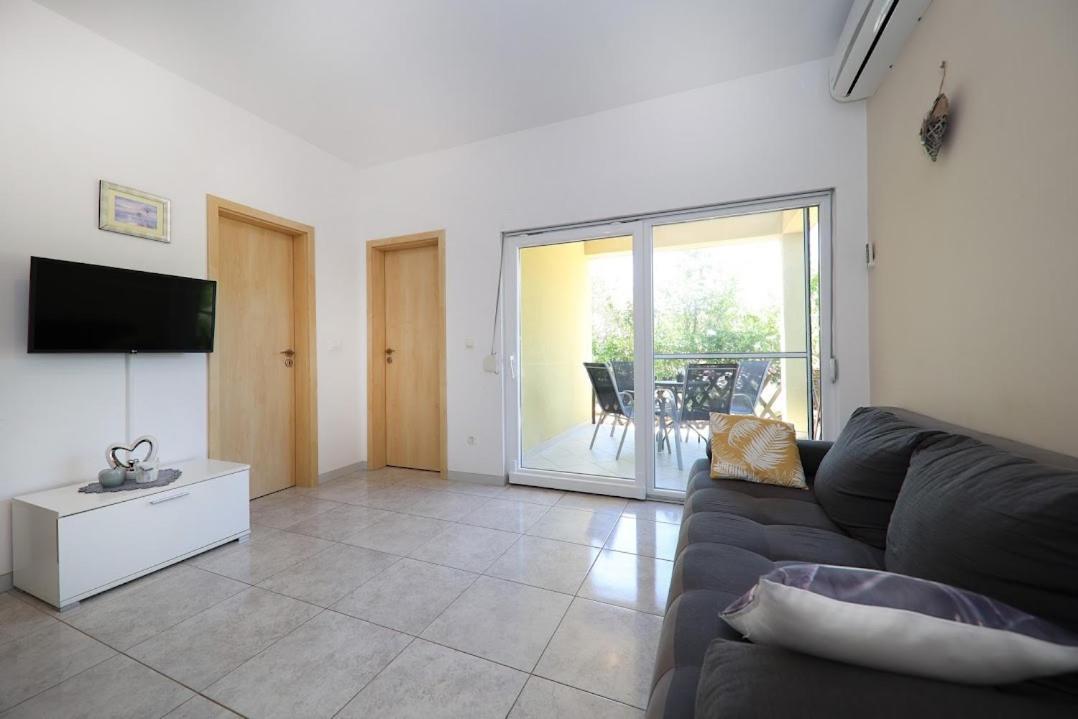 Apartments Kate Муртер Екстериор снимка